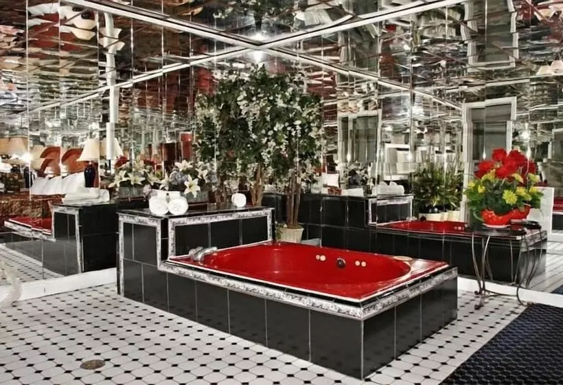 酒店 Regal Inn & Suites