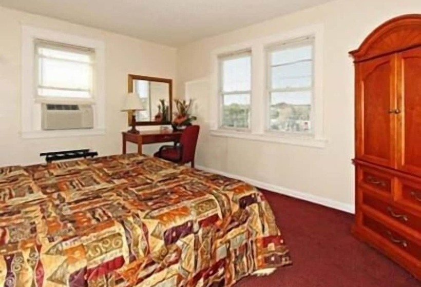 酒店 Regal Inn & Suites