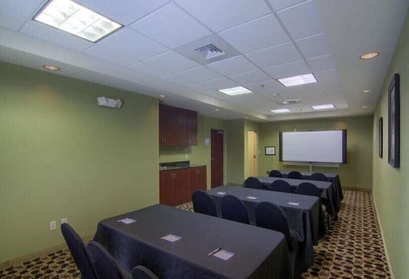 فندق Comfort Suites Mobile South Alabama University Area