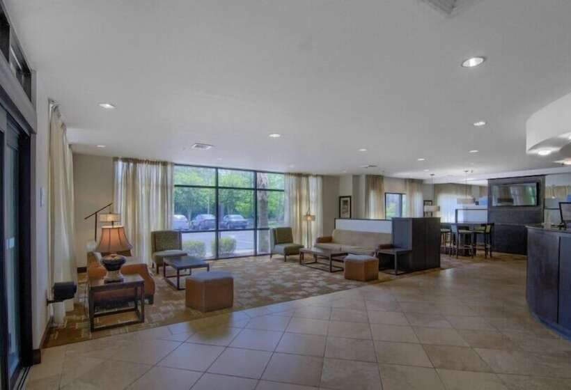 فندق Comfort Suites Mobile South Alabama University Area