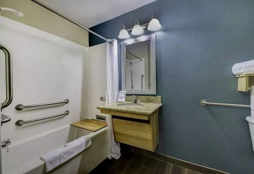 酒店 Studio 6 Lenexa Overland Park