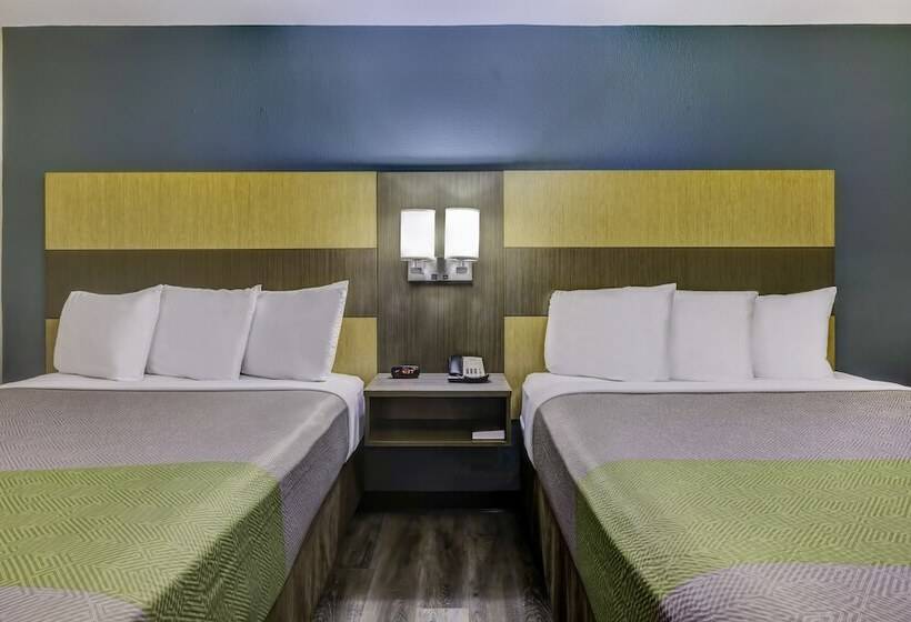 ホテル Studio 6 Lenexa Overland Park