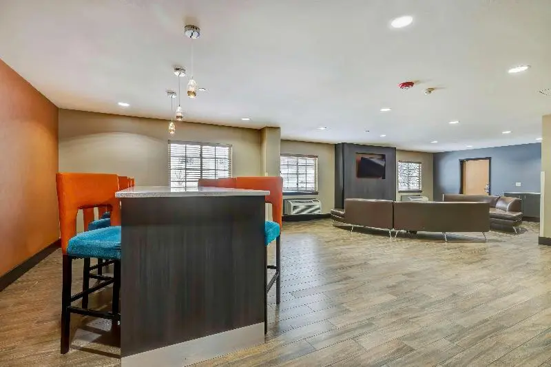 ホテル Studio 6 Lenexa  Overland Park