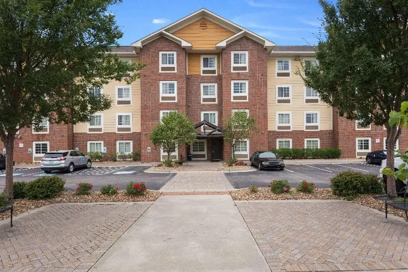 ホテル Studio 6 Lenexa  Overland Park
