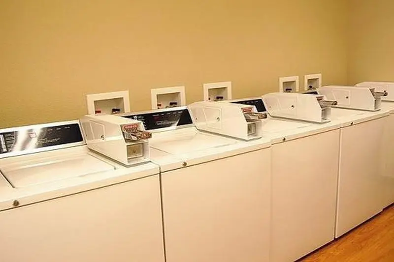 ホテル Studio 6 Lenexa  Overland Park