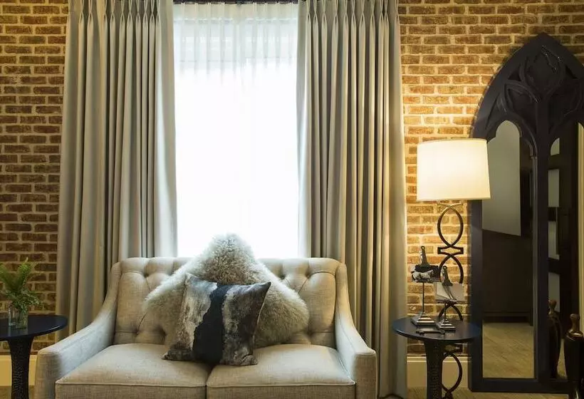 Hotel The Restoration