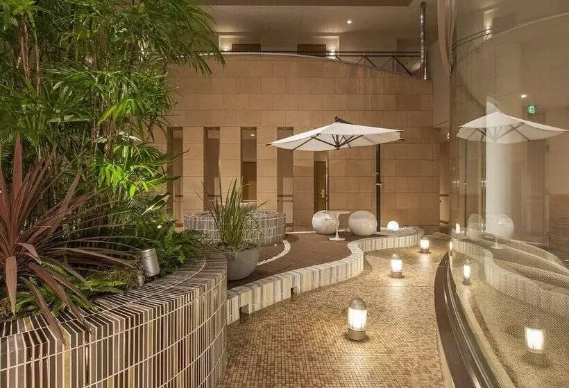 Отель Tokyu Stay Yotsuya Shinjuku