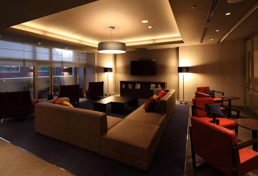 Отель Tokyu Stay Yotsuya Shinjuku