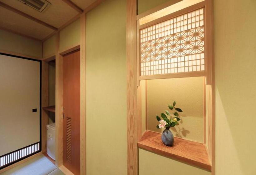 Bed and Breakfast Wafu No Yado Masuya