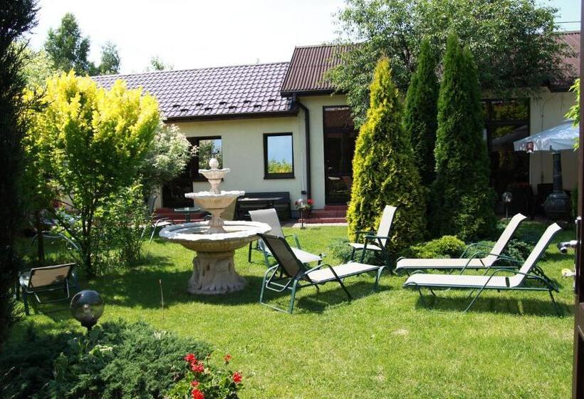 Eko Hotel Na Wierzynka & Park Pinokia