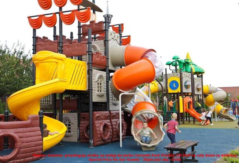 Eko Hotel Na Wierzynka & Park Pinokia
