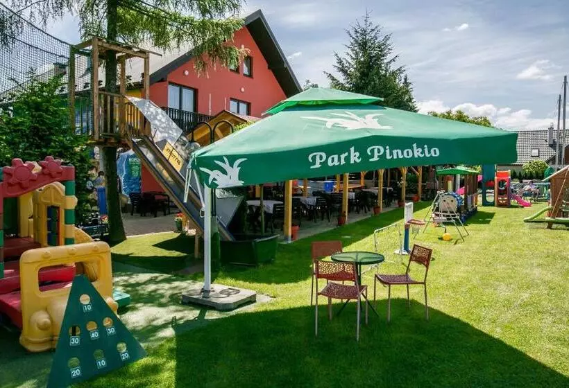 Eko Hotel Na Wierzynka & Park Pinokia