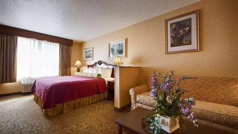 호텔 Best Western Penn Ohio Inn & Suites