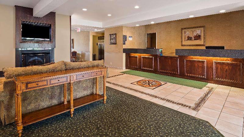 Отель Best Western Penn Ohio Inn & Suites