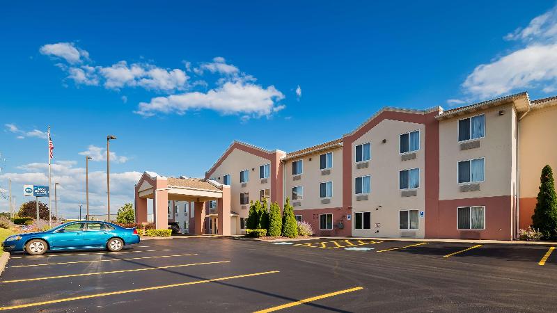 Отель Best Western Penn Ohio Inn & Suites