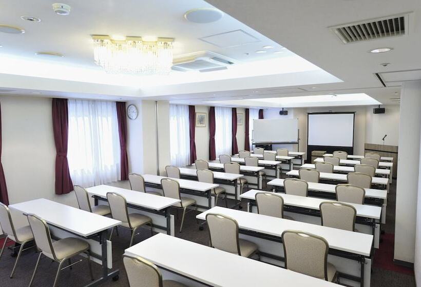 Court Hotel Shin Yokohama