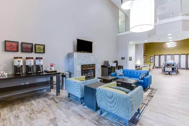 酒店 Hampton Inn White House