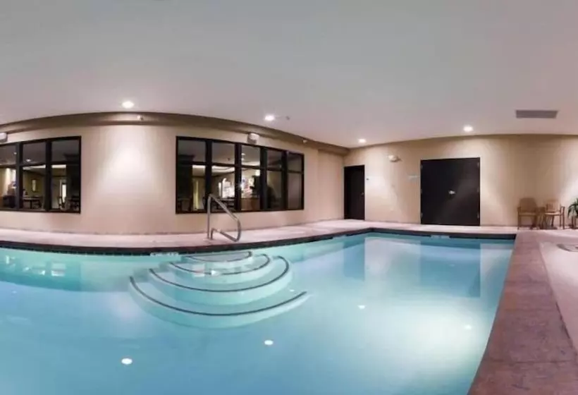 Holiday Inn Express Hotel & Suites Lander, An Ihg