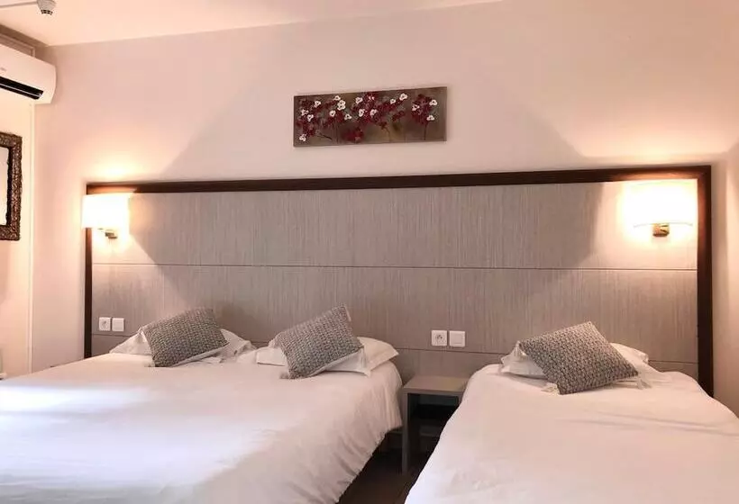 هتل Hôtel Cala Di Sole