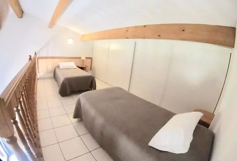 هتل Hôtel Cala Di Sole