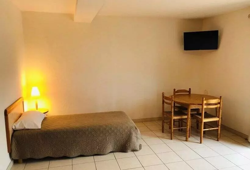 هتل Hôtel Cala Di Sole