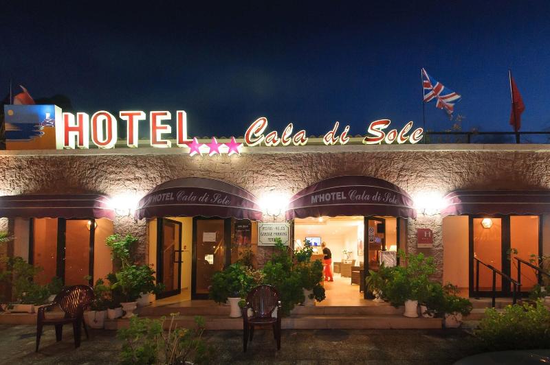 בית מלון כפרי Hôtel Cala Di Sole