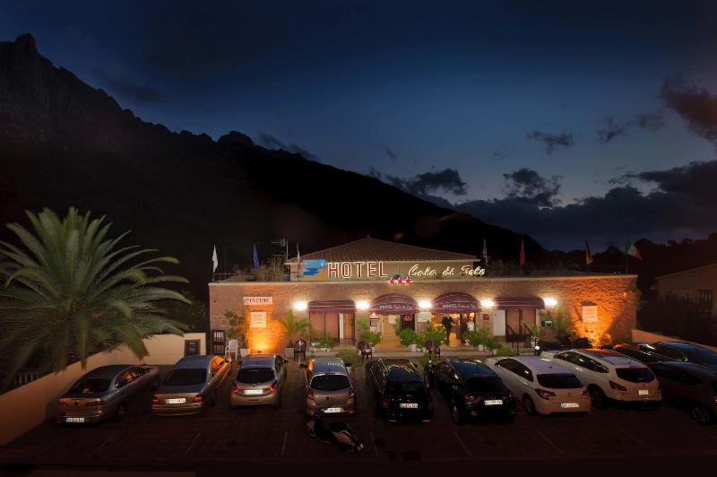 בית מלון כפרי Hôtel Cala Di Sole