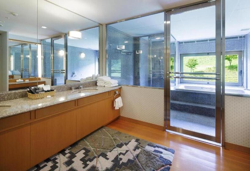 호텔 Naspa New Otani