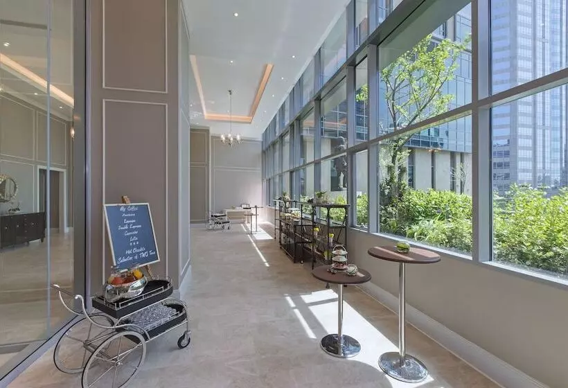 Hotelli Oriental Residence Bangkok