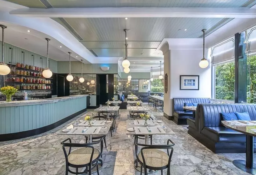 Hotelli Oriental Residence Bangkok