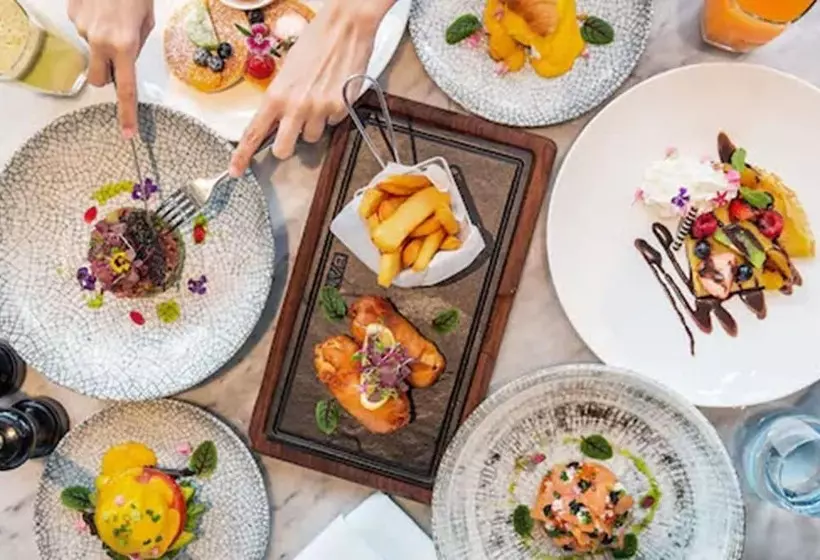 Hotelli Oriental Residence Bangkok