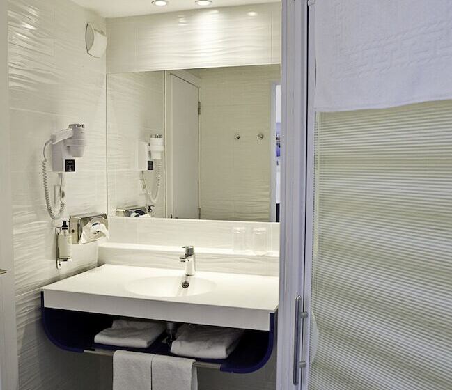 هتل Privilège Hôtel & Apparts Eurociel Centre Comédie