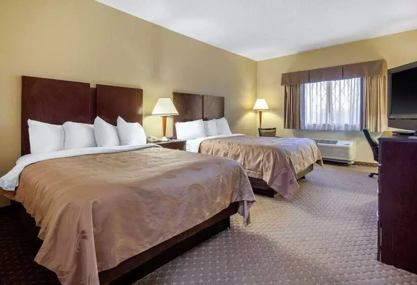 호텔 Quality Inn