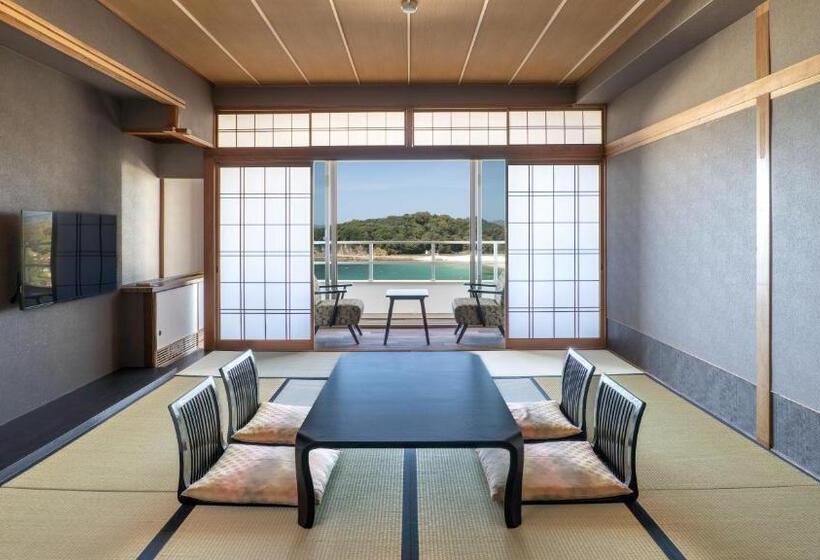 בית מלון כפרי Sanrakuso