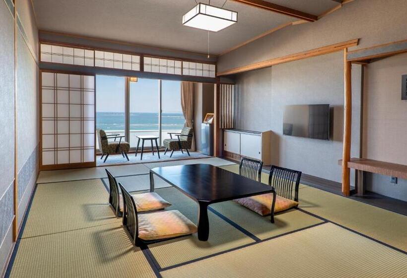 בית מלון כפרי Sanrakuso