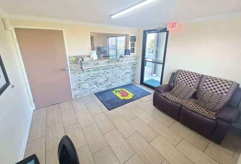 ホテル Super 8 By Wyndham Mcgehee