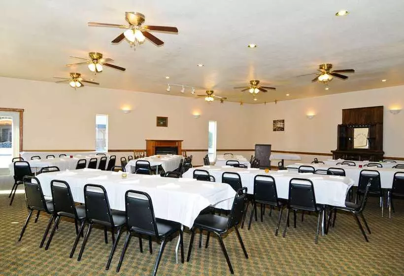 Surestay Plus Hotel By Best Western Berkeley Springs