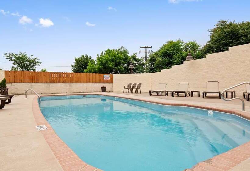 Surestay Plus Hotel By Best Western Berkeley Springs