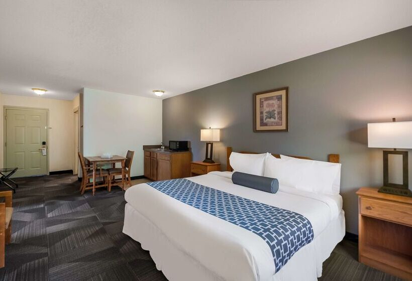 Surestay Plus Hotel By Best Western Berkeley Springs