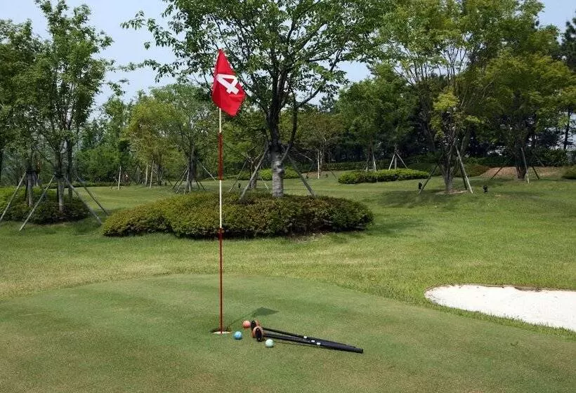 Отель Kinock Pet