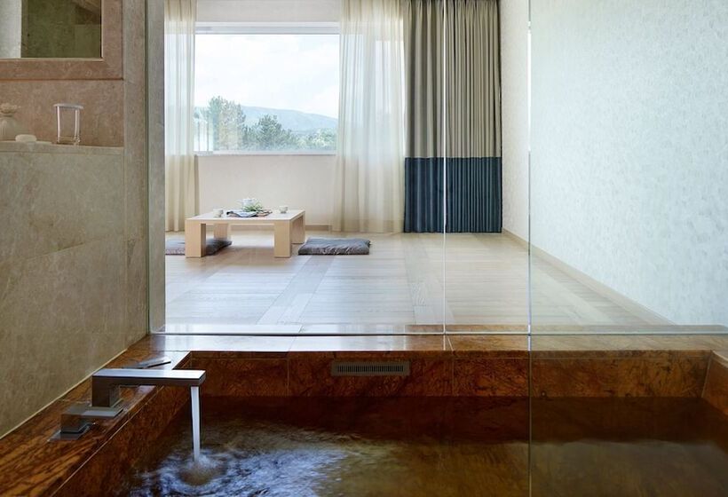 Отель Kinock Pet