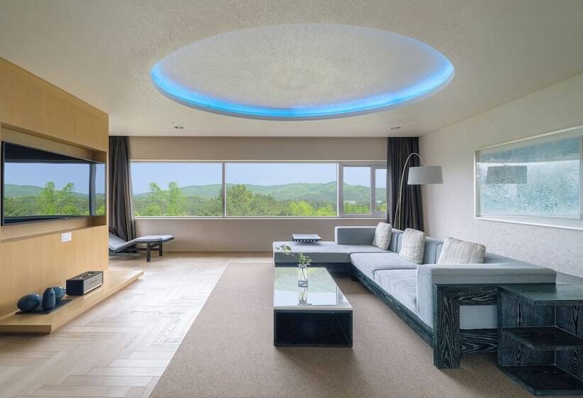 Отель Kinock Pet