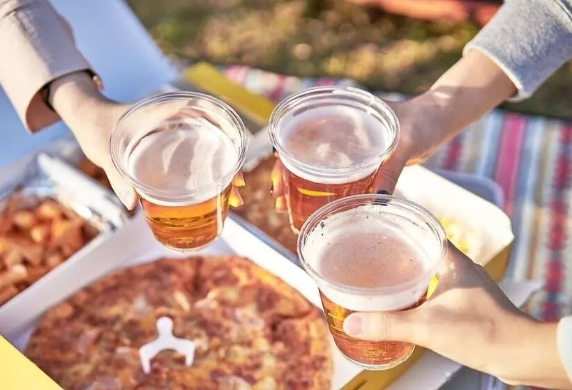 Отель Kinock Pet