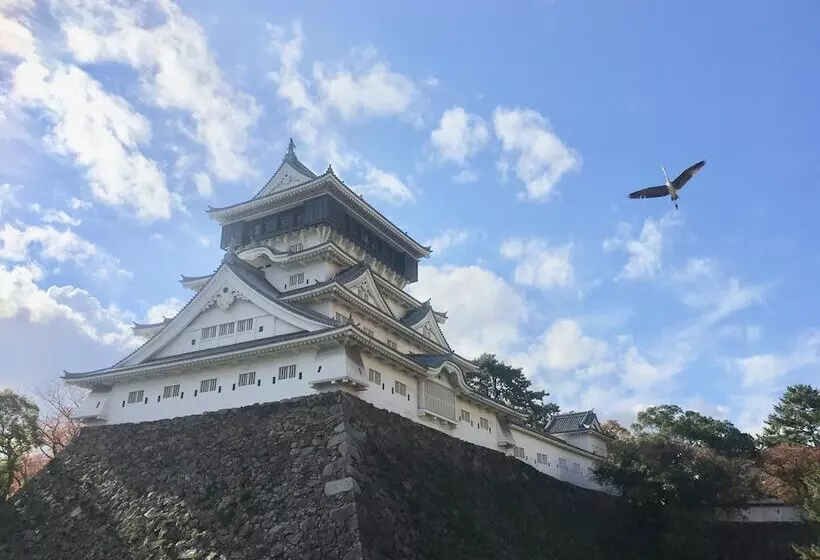 בית מלון כפרי Toyoko Inn Kita-kyushu Kuko