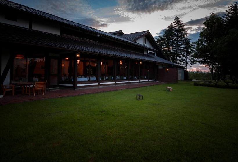 Отель Tsumagoi Prince