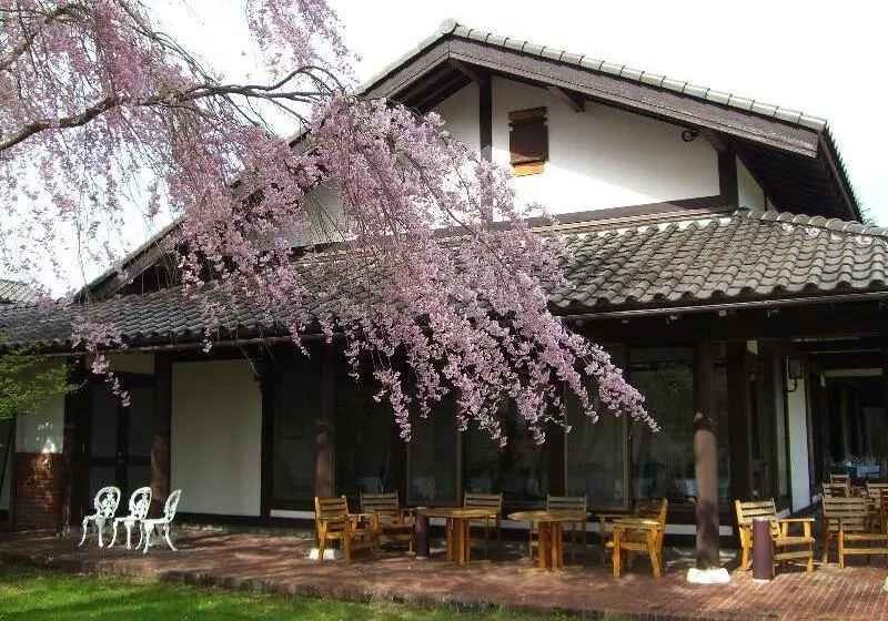 בית מלון כפרי Tsumagoi Prince