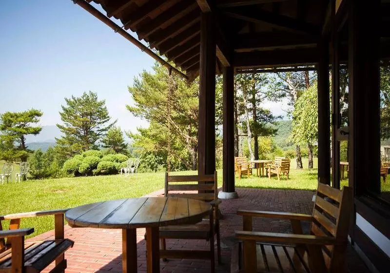 בית מלון כפרי Tsumagoi Prince