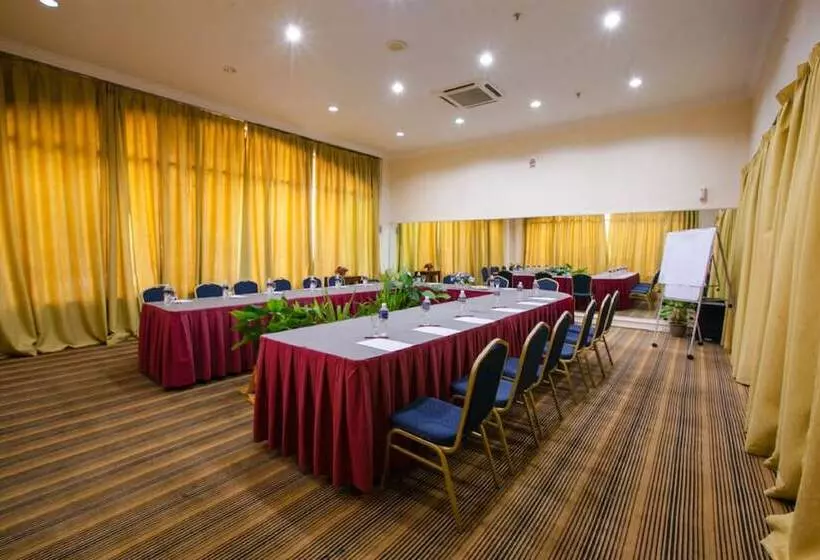 هتل Amverton Heritage Resort