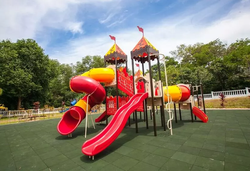 هتل Amverton Heritage Resort