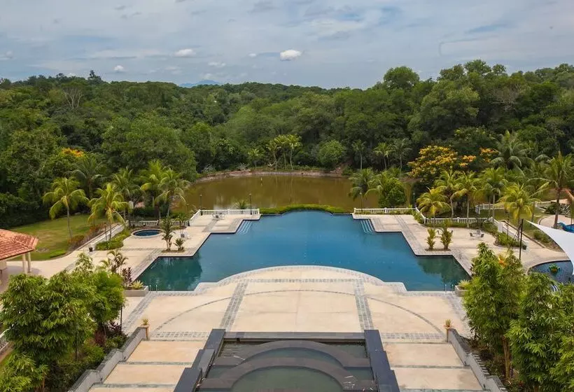 هتل Amverton Heritage Resort